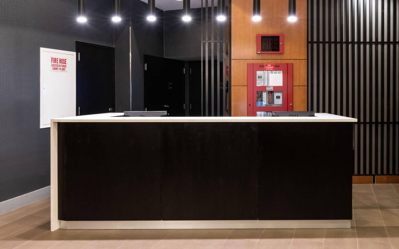 Hyatt-Place-New-York-Midtown-South-Lobby-14