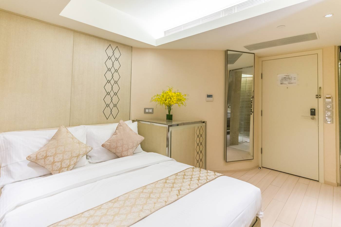 Hotel-Pravo-Hong-Kong-Room-17