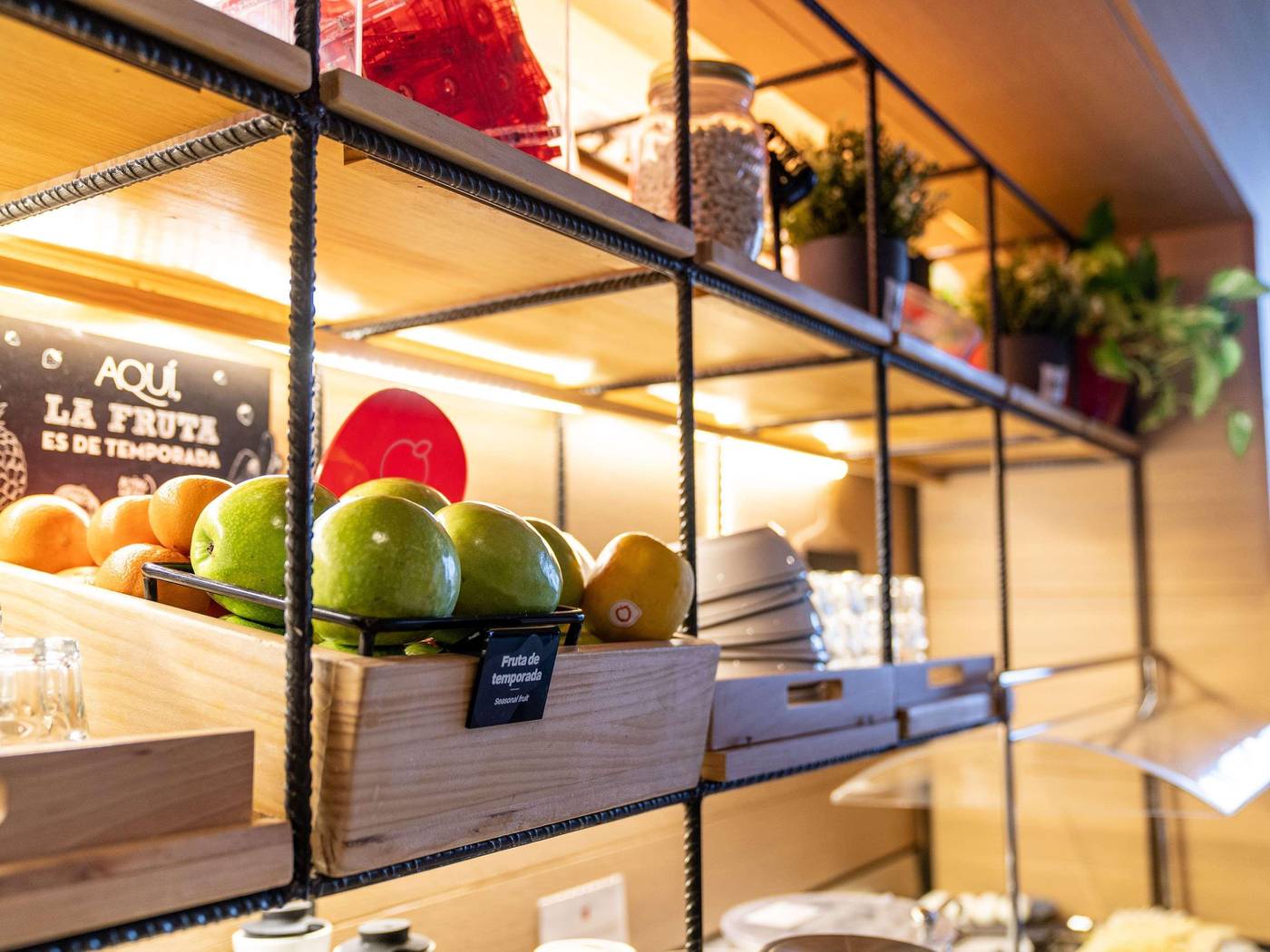 ibis-Madrid-Centro-las-Ventas-Restaurant-20