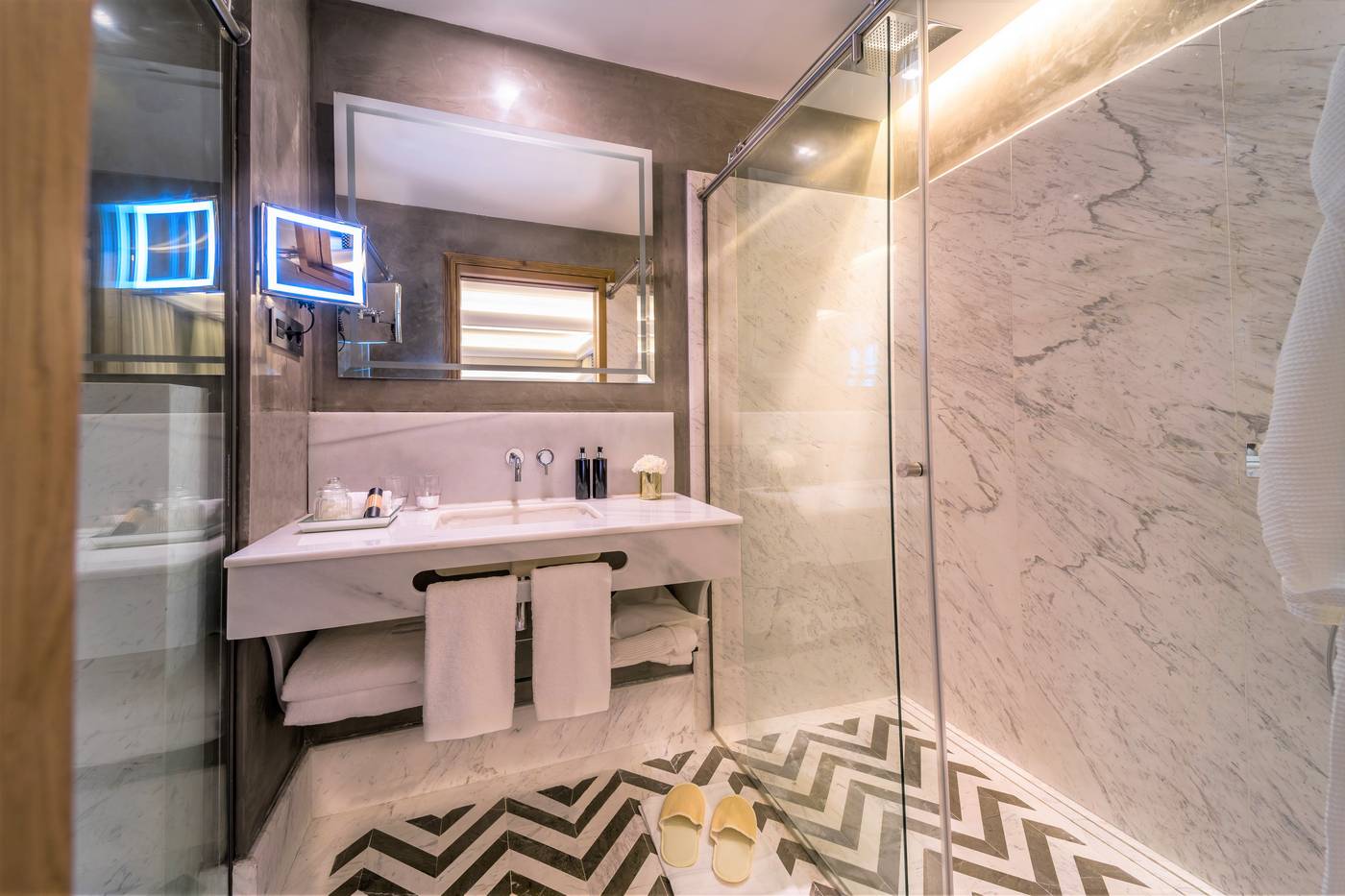 Palacio-Solecio-Room-32