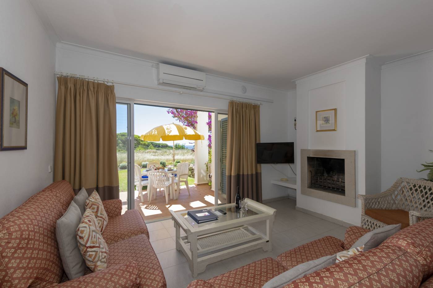 Rocha-Brava-Room-34