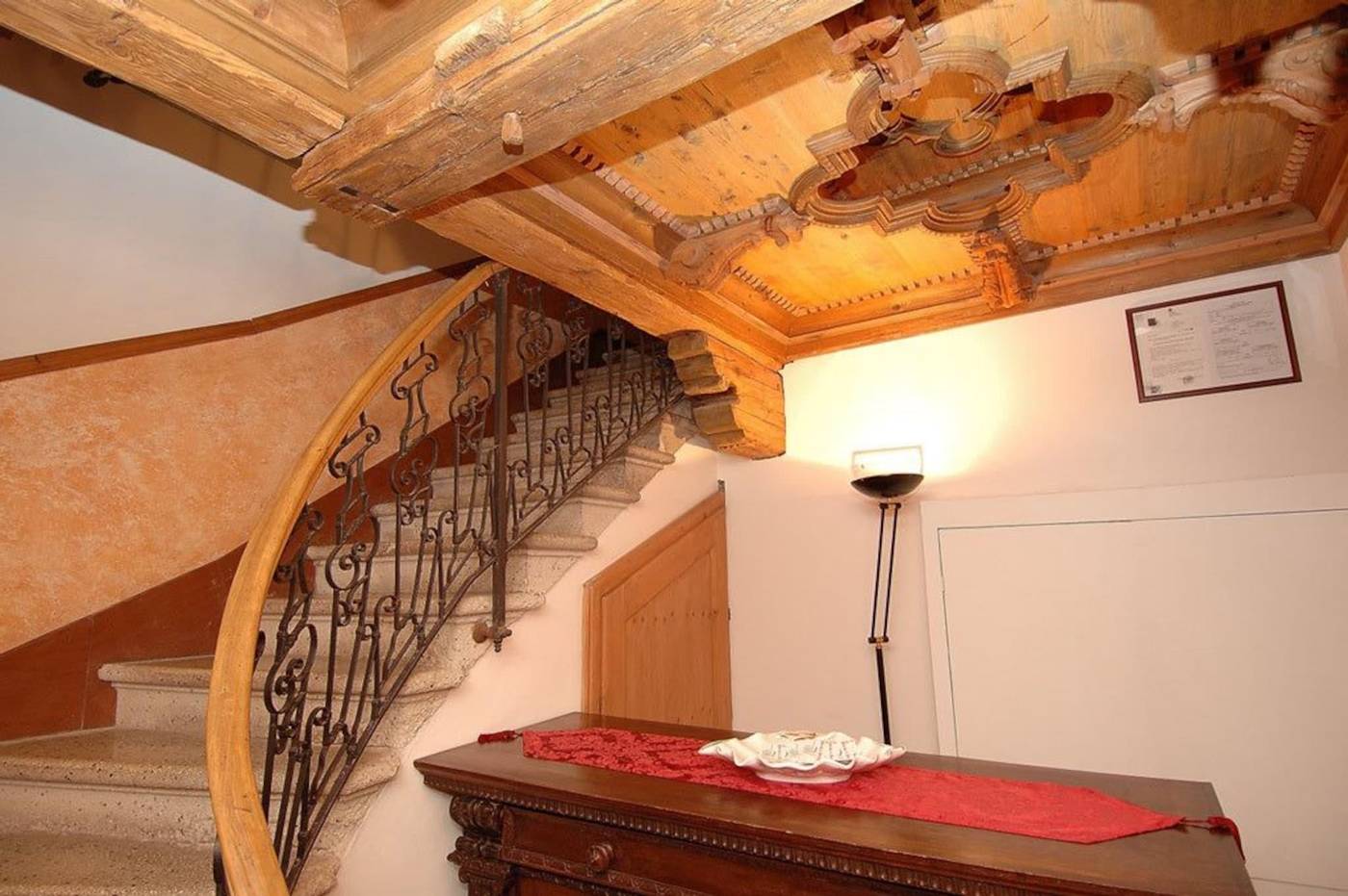 Ai-Bareteri-Lobby-10