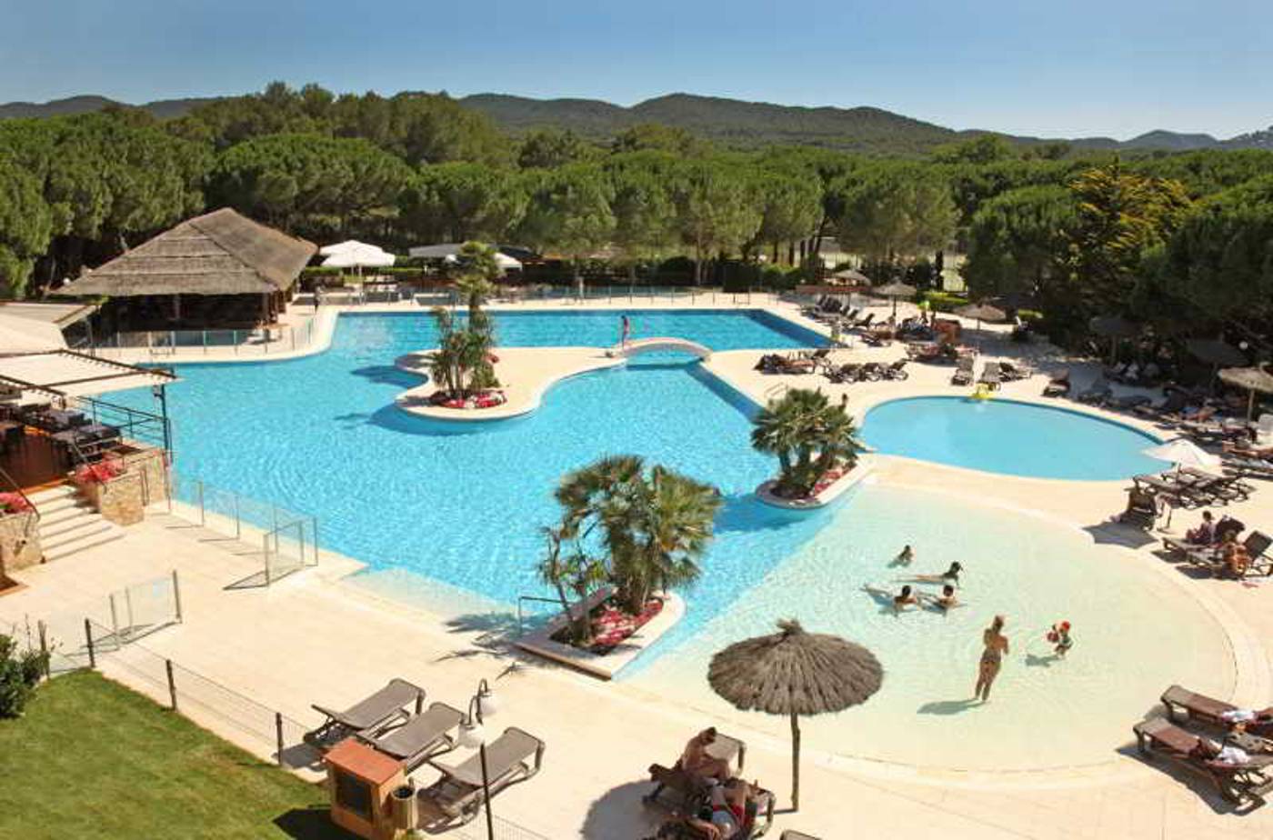 La-Costa-Hotel-Golf---Beach-Resort-Pool-7