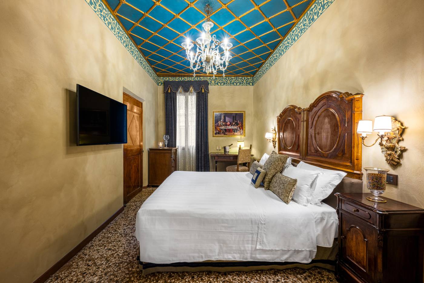Palazzo-Priuli-Hotel-Room-3