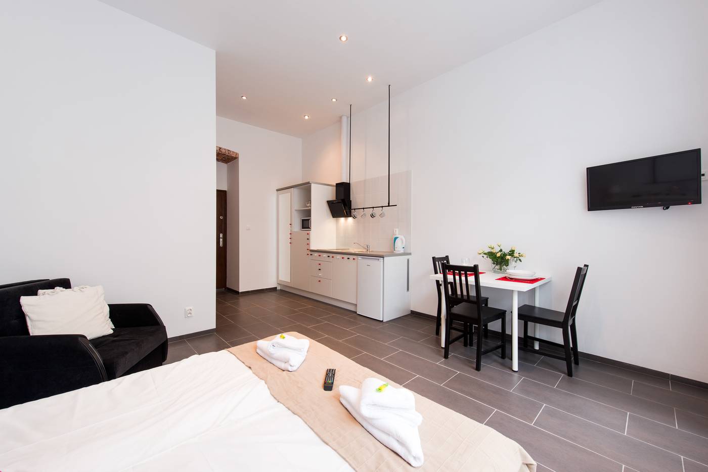 Happy-Tower-Krakow-Room-26