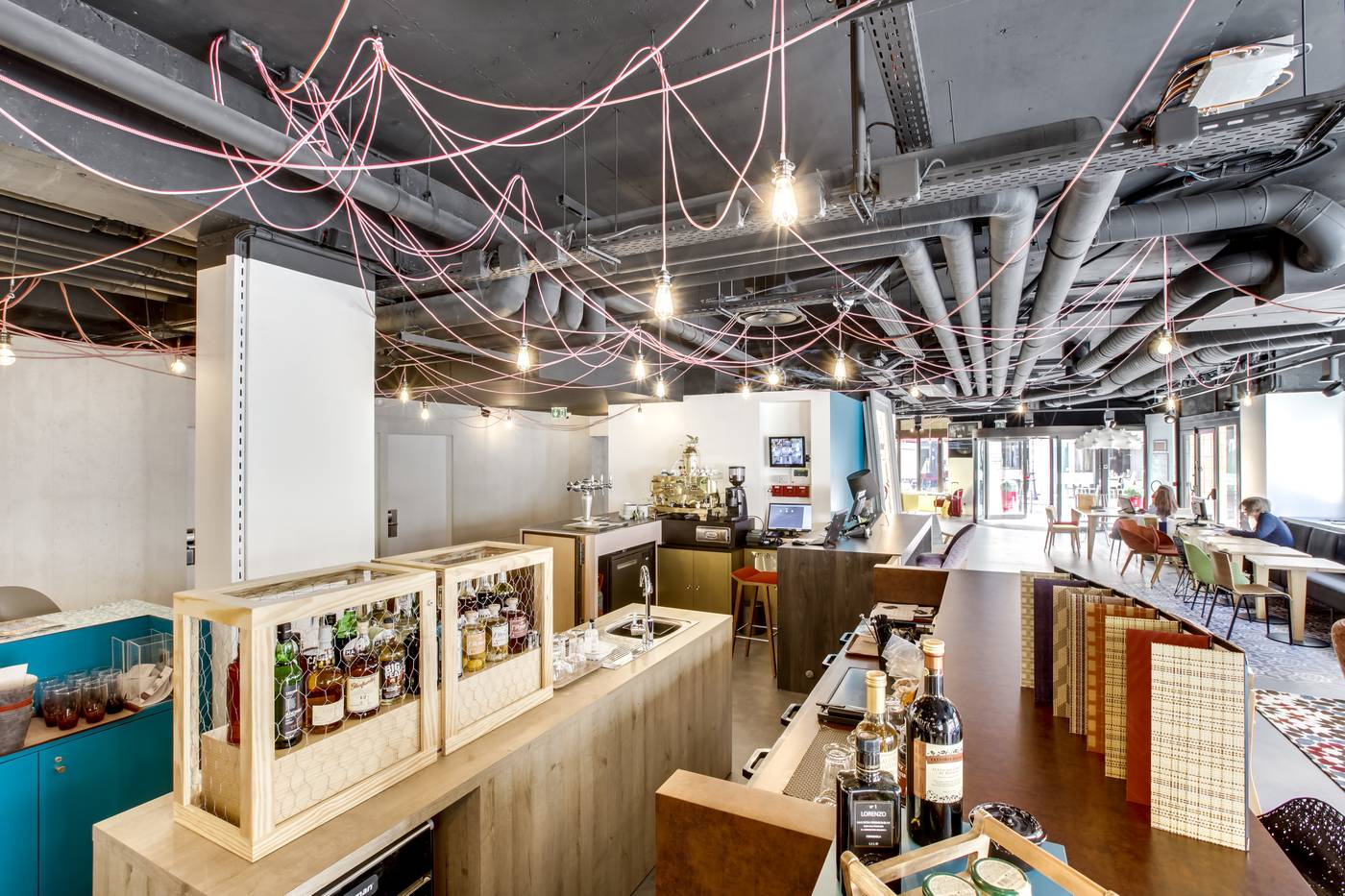 Hotel-Mercure-Paris-Gare-Montparnasse-Bar-12