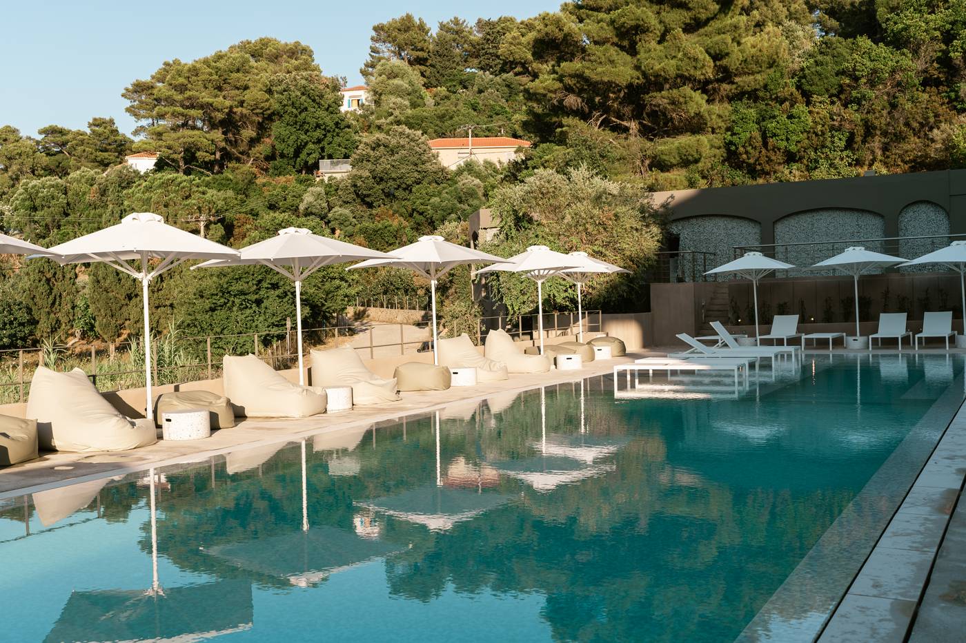 Radisson-Resort-Plaza-Skiathos-Pool-11