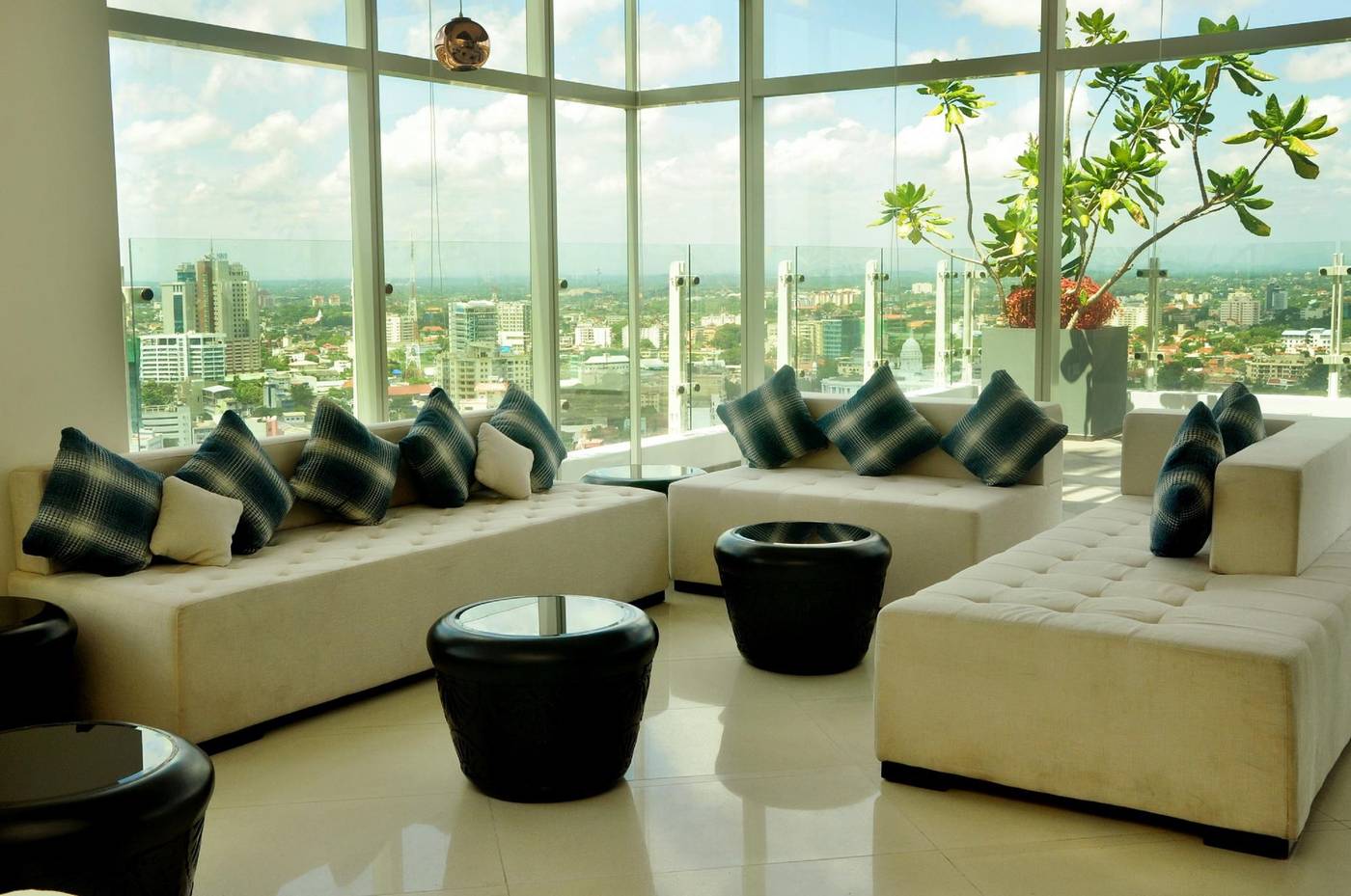 Cinnamon-Red-Colombo-General-view-12