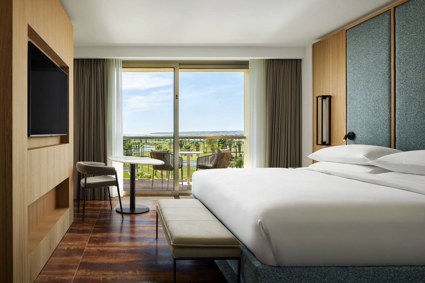 NAU-Salgados-Palace-Room-17