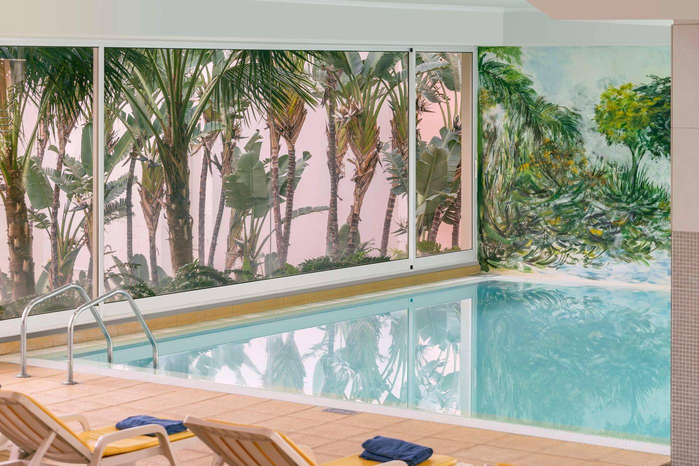 Dorisol-Mimosa-Pool-54