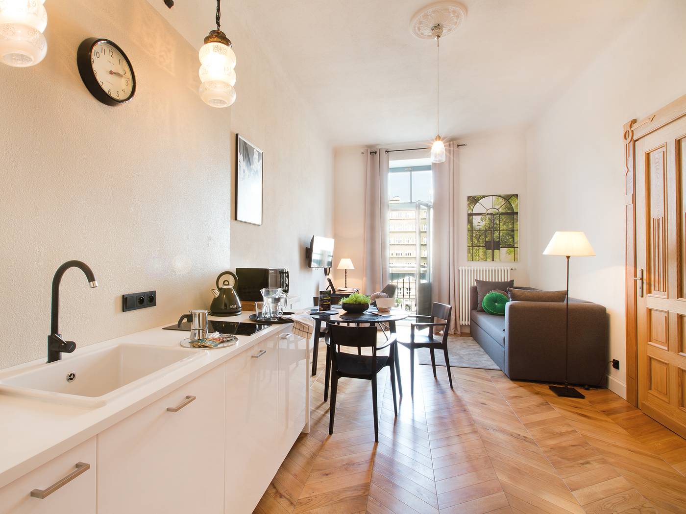 Antique-Apartments-Plac-Szczepanski-Room-28