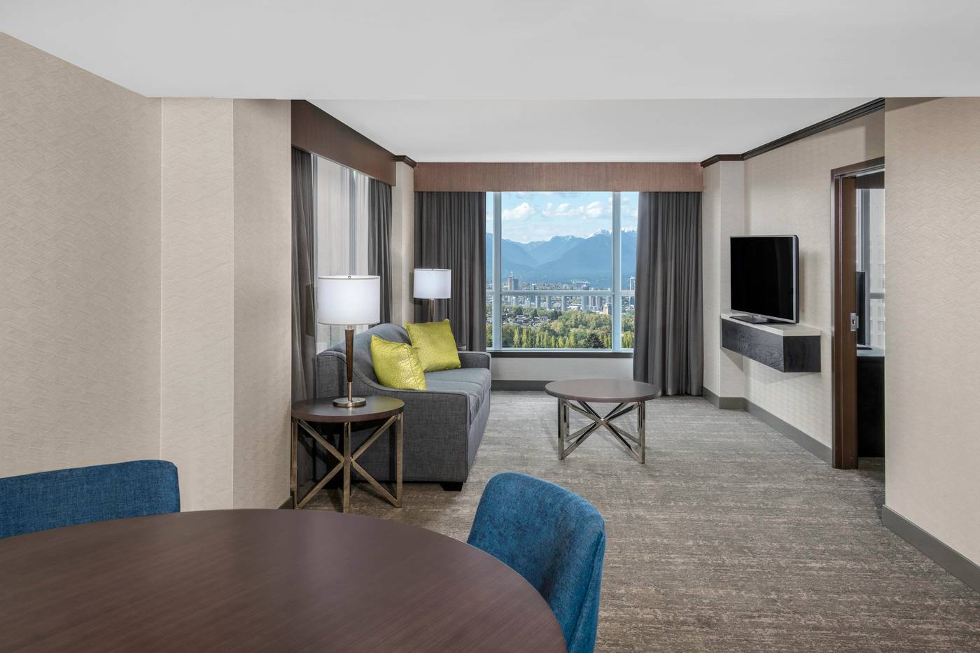 Hilton-Vancouver-Metrotown-Room-21