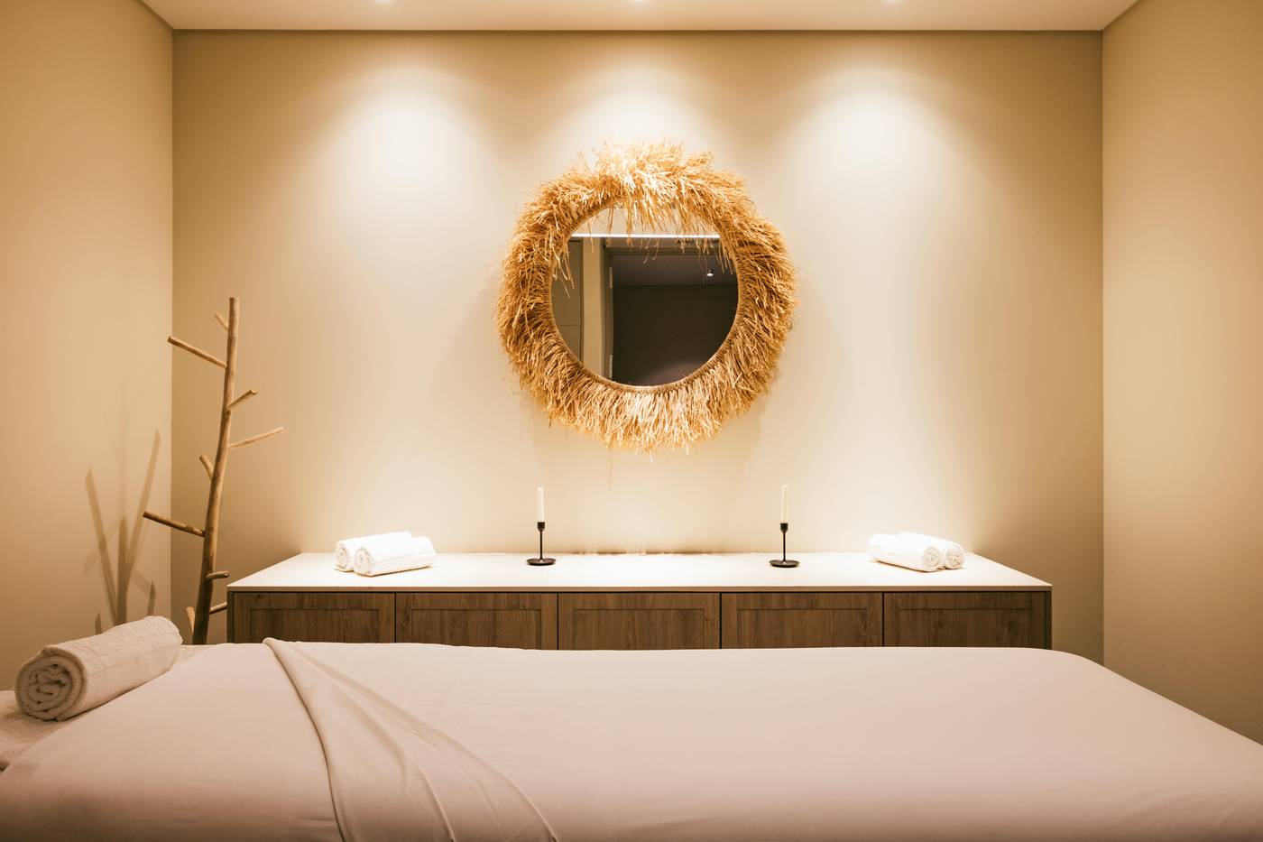 Crowne-Plaza-Caparica-Lisbon-Sports-and-Entertainment-56