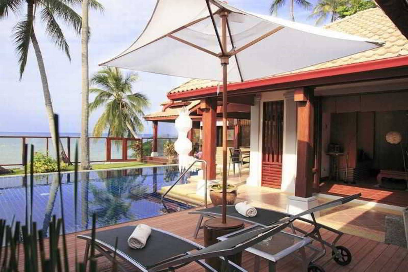 Pao-Jin-Poon-Beach-Front-Villa-Terrace-8