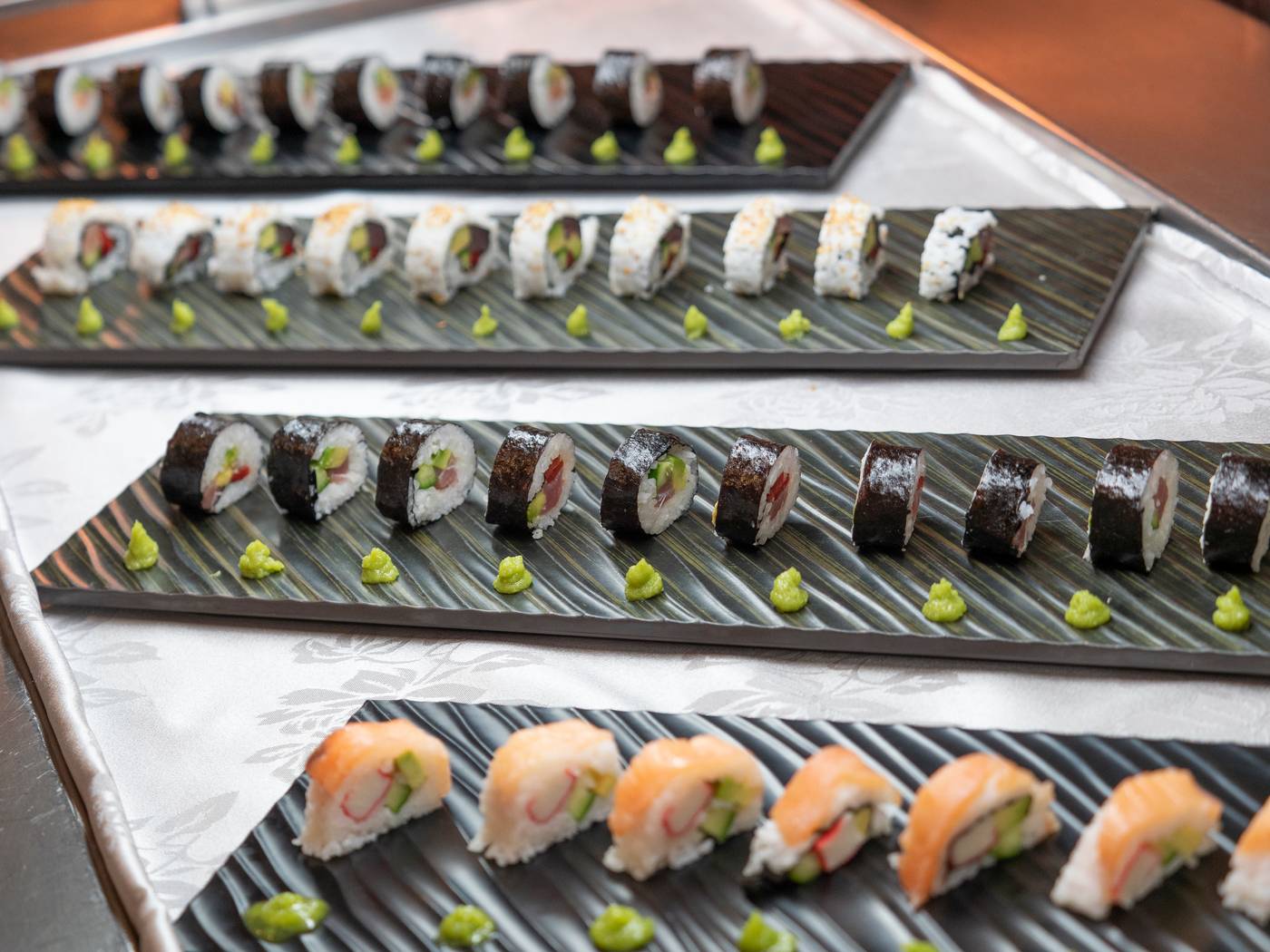 Hotel-Tara-Restaurant-51