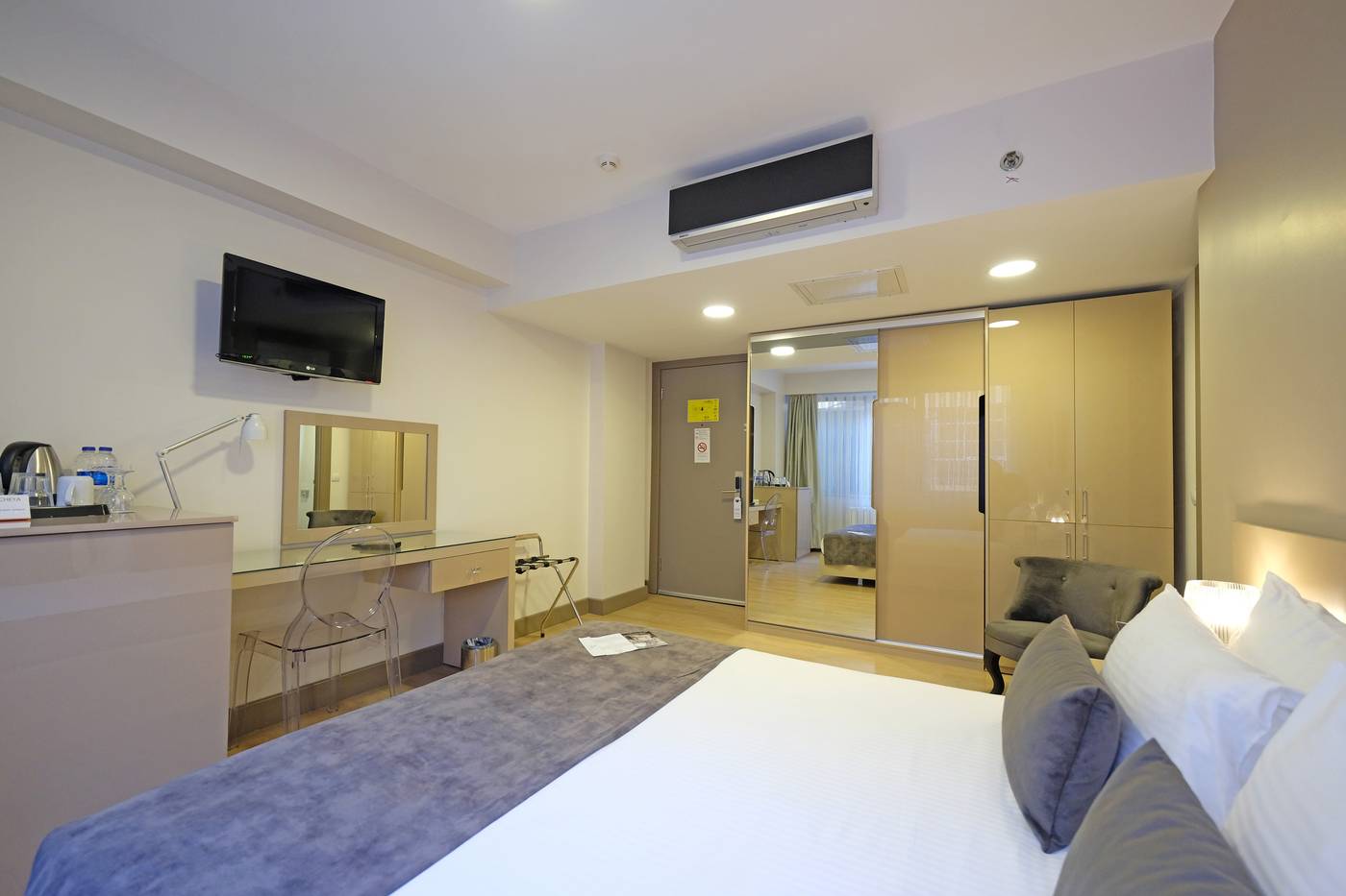 Cheya-Besiktas-Hotel---Suites-Room-27