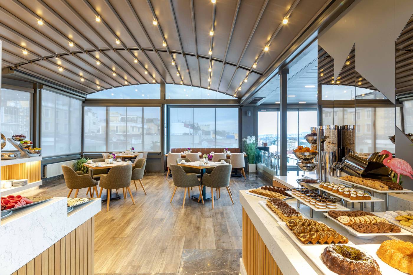 Amiral-Palace-Restaurant-72