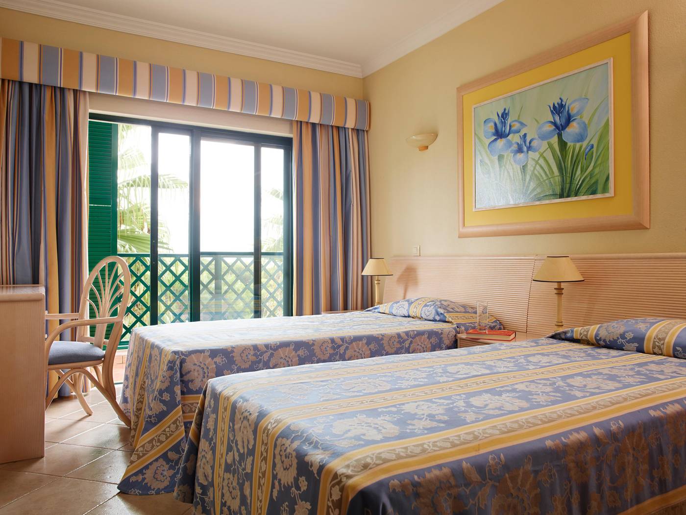 Formosa-Park-Apartment-Hotel-Room-10