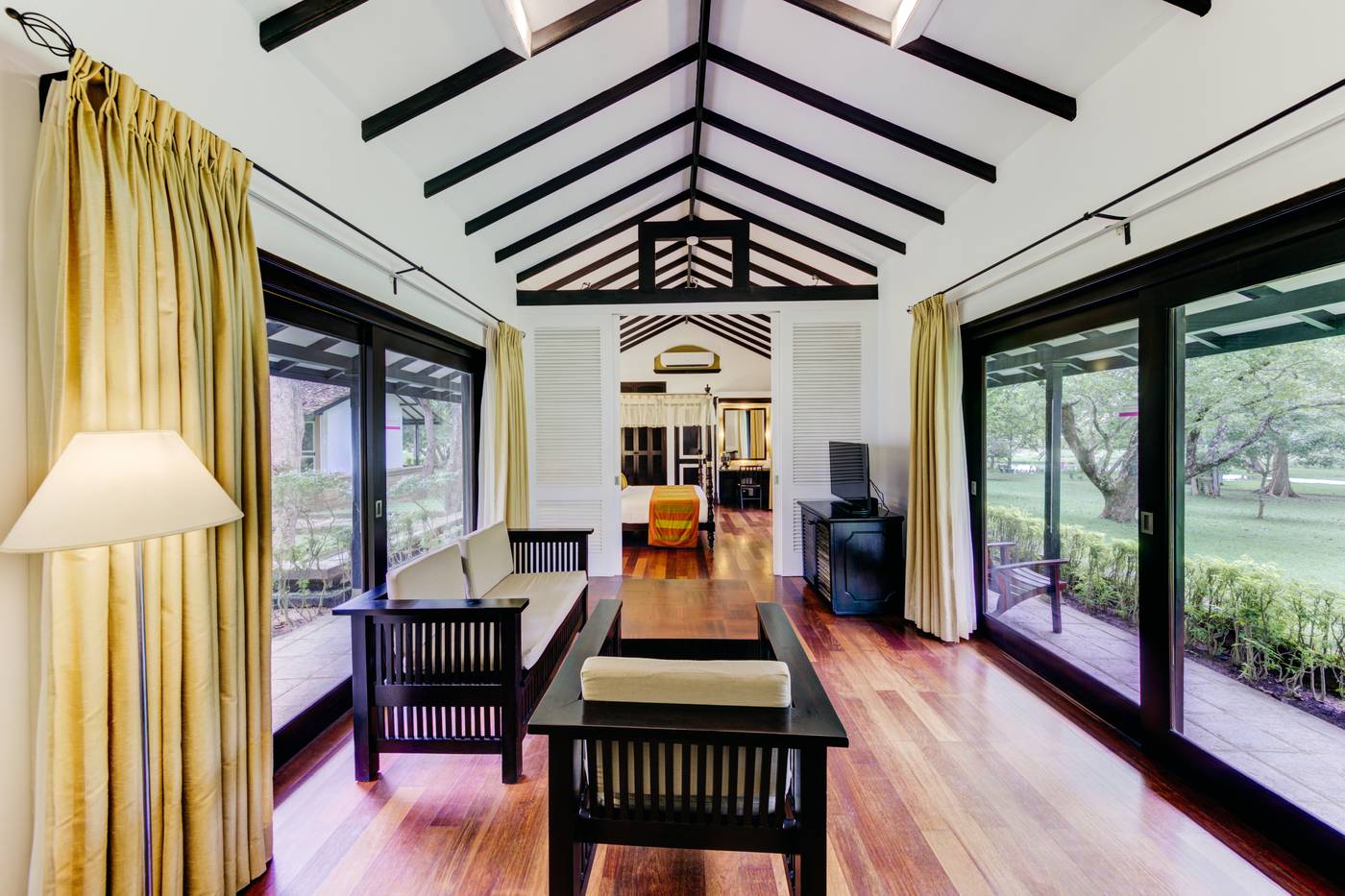 Cinnamon-Lodge-Habarana-Room-48