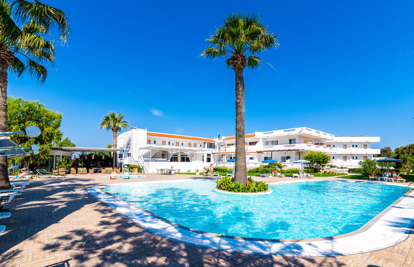Sabina-Hotel-Pool-3