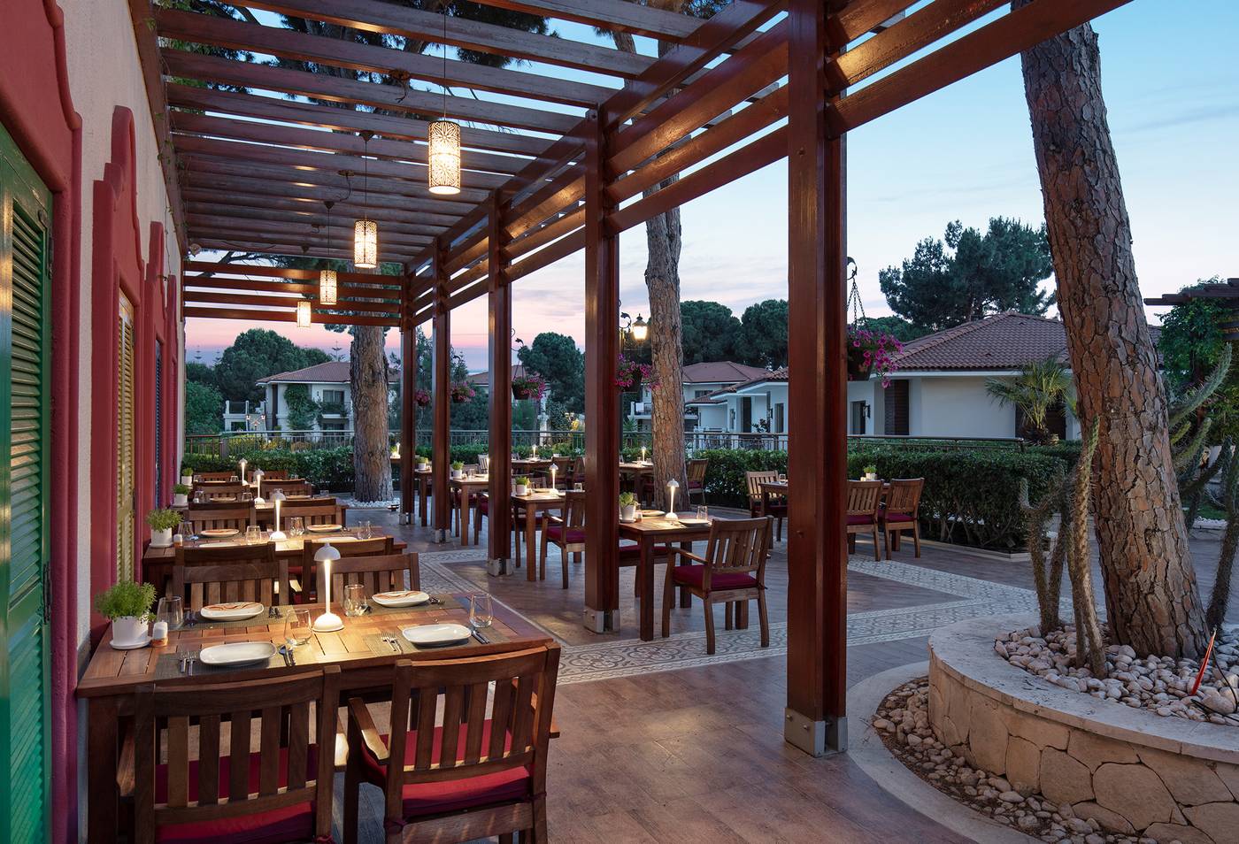 Ela-Excellence-Resort-Belek-Restaurant-18
