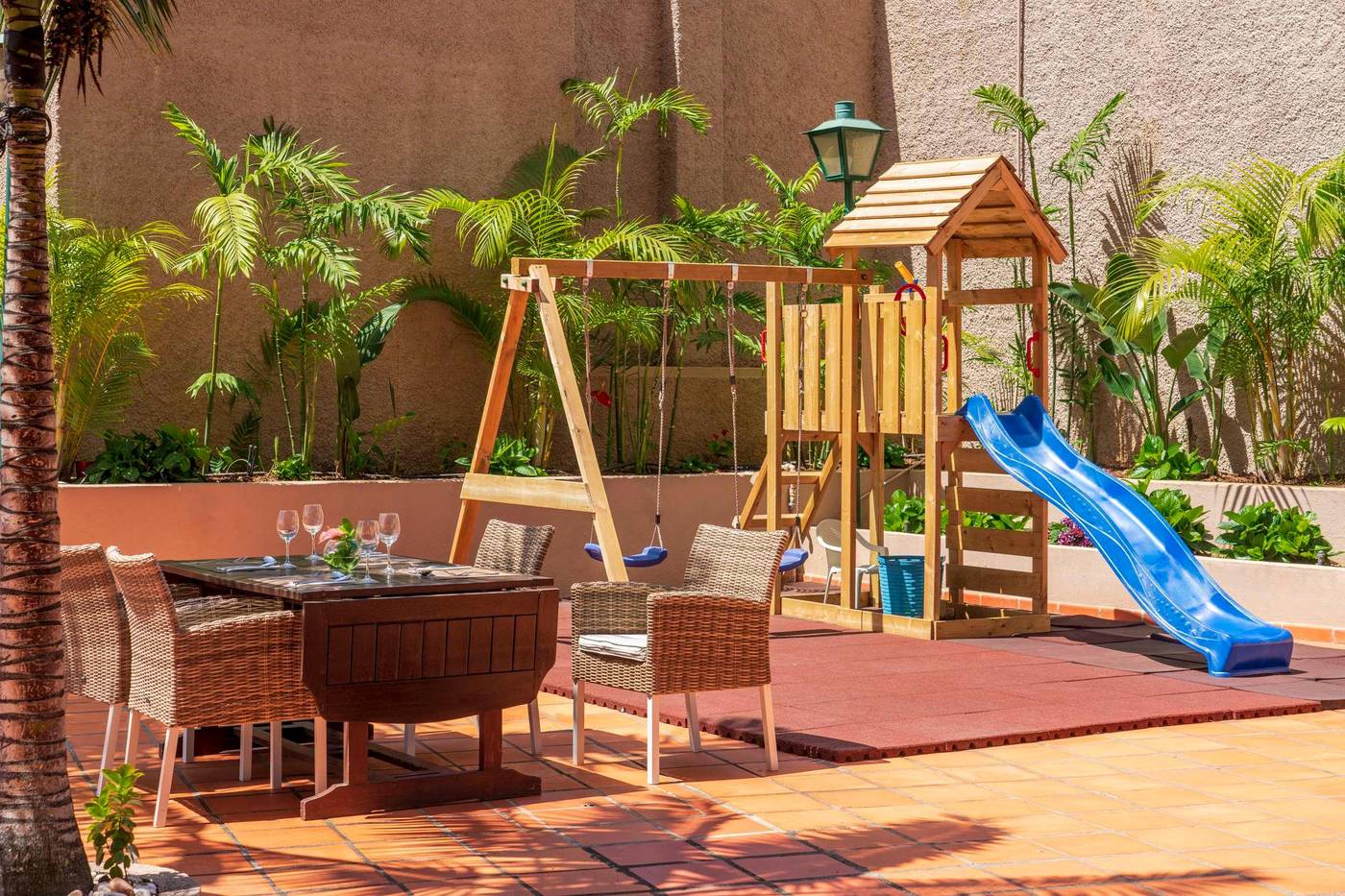 Dorisol-Florasol-Sports-and-Entertainment-57