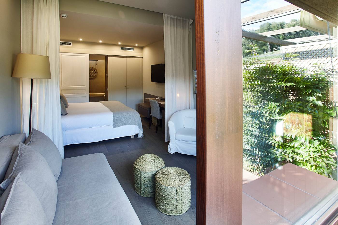 Hotel Mas Salagros EcoResort & Aire Ancient Baths-Spain-CAN SALA GROS, VALLROMANES-Room-6