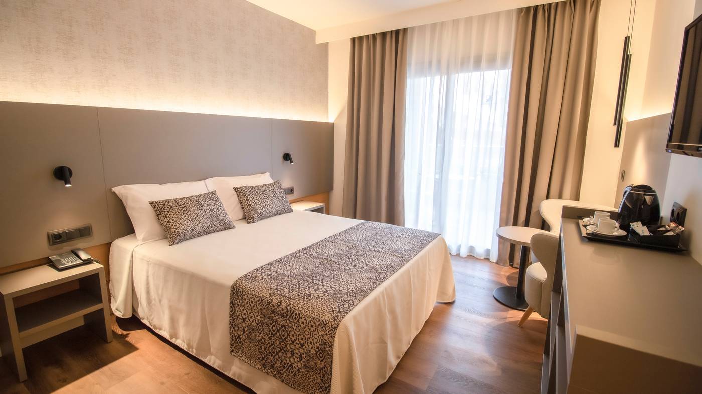 Golden-Bahia-de-Tossa-Room-27