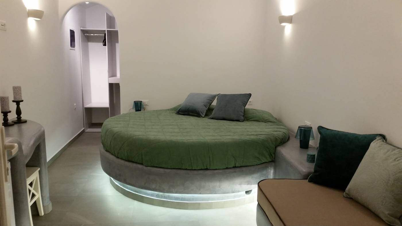 Kasimatis-by-La-Perla---Adults-Only-Room-41