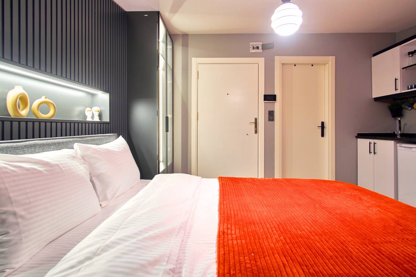 TAKS-INN-Suites-Room-22