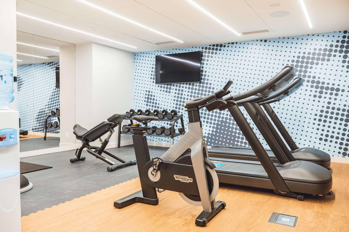 Hampton By Hilton Warsaw Reduta - Poland - Warsaw, Mazovian - Sports and Entertainment - 0