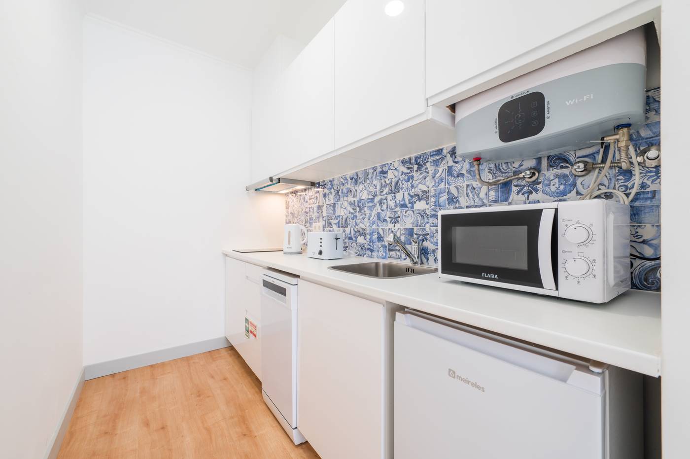 Via-Augusta-129-Room-37