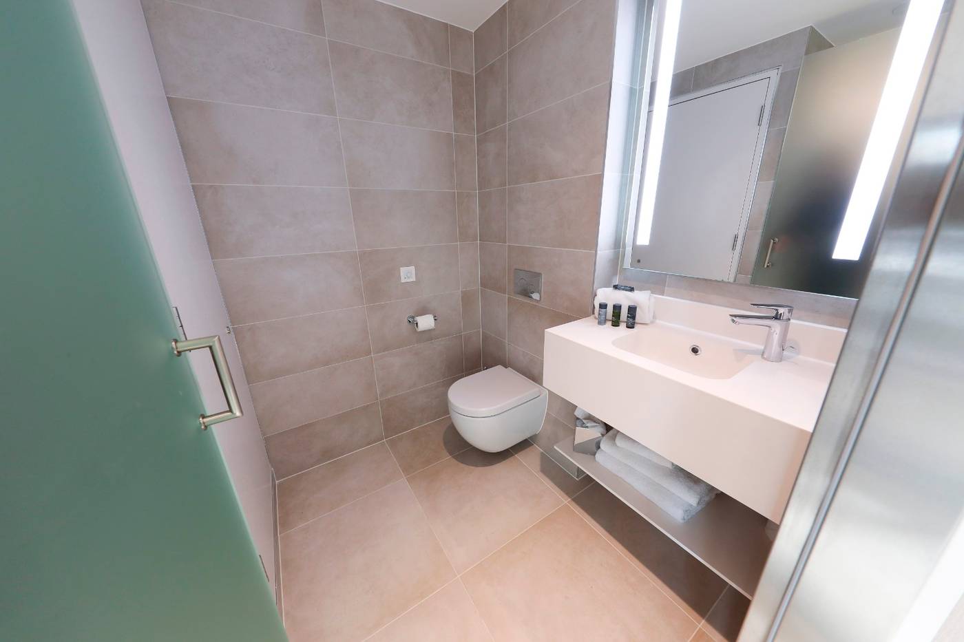 Marlin-Hotel-Stephens-Green-Room-41