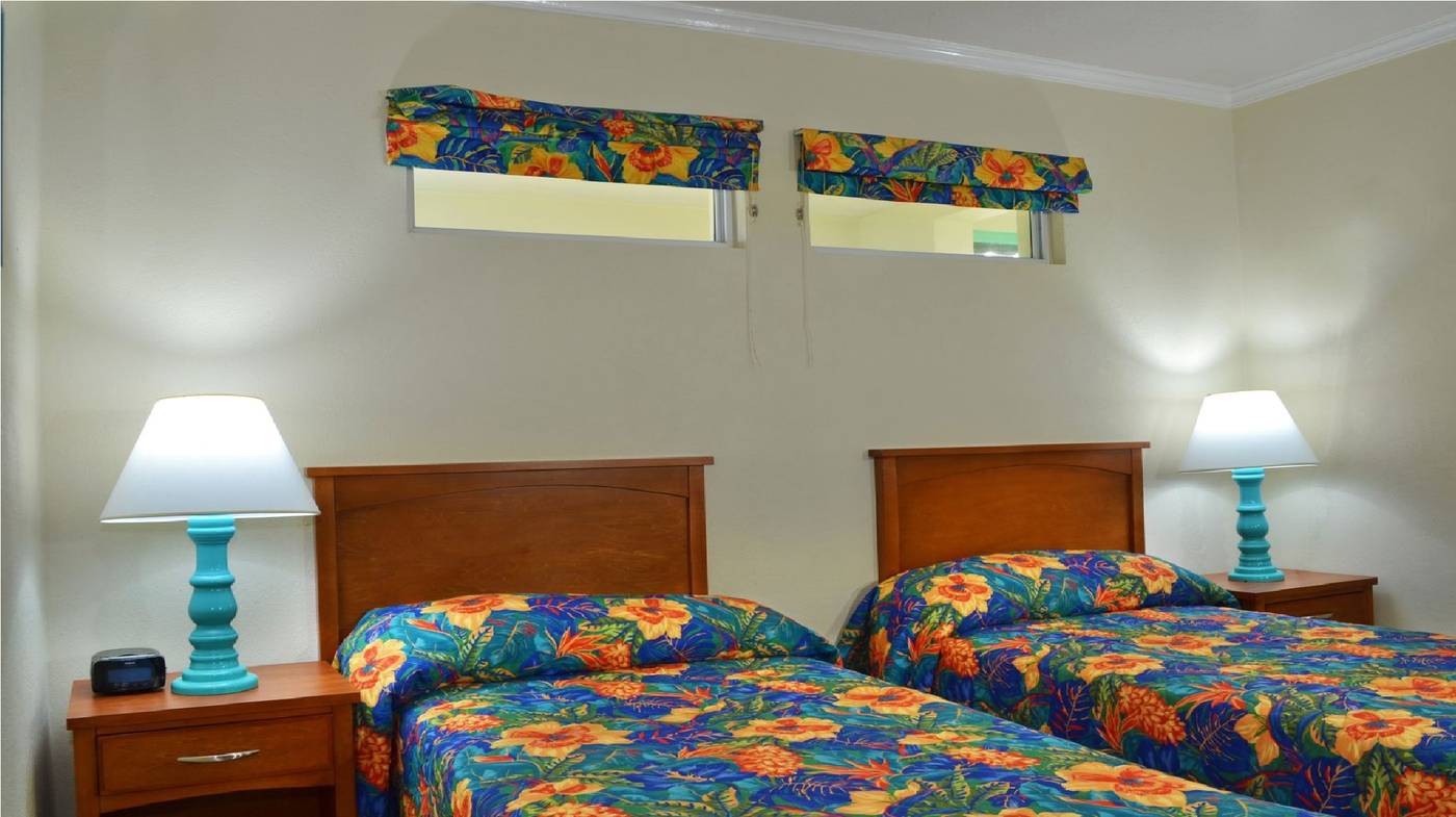 Coral-Mist-Beach-Hotel-Room-14