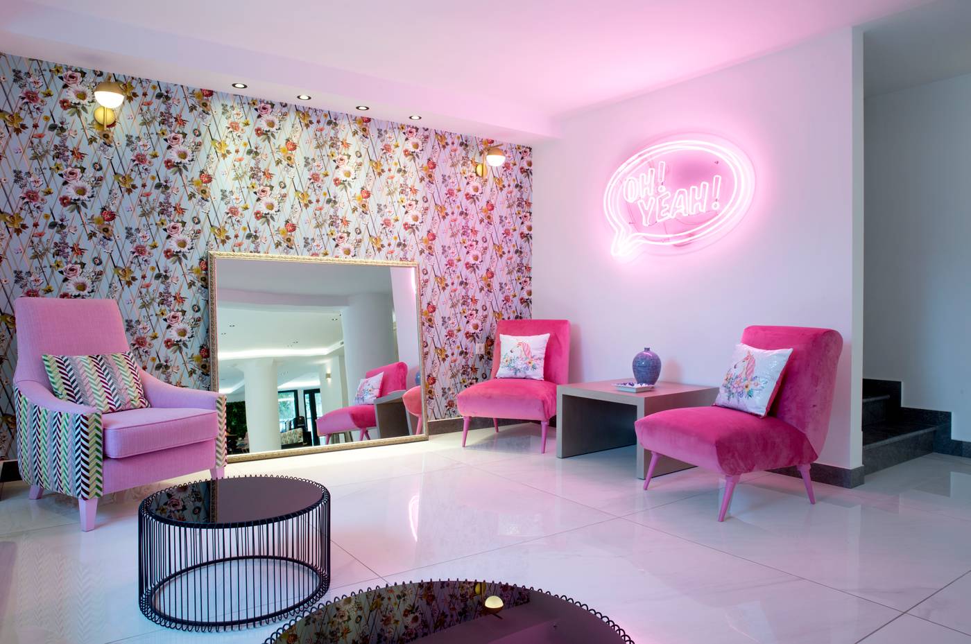 The-Alley-Hotel-Lobby-59