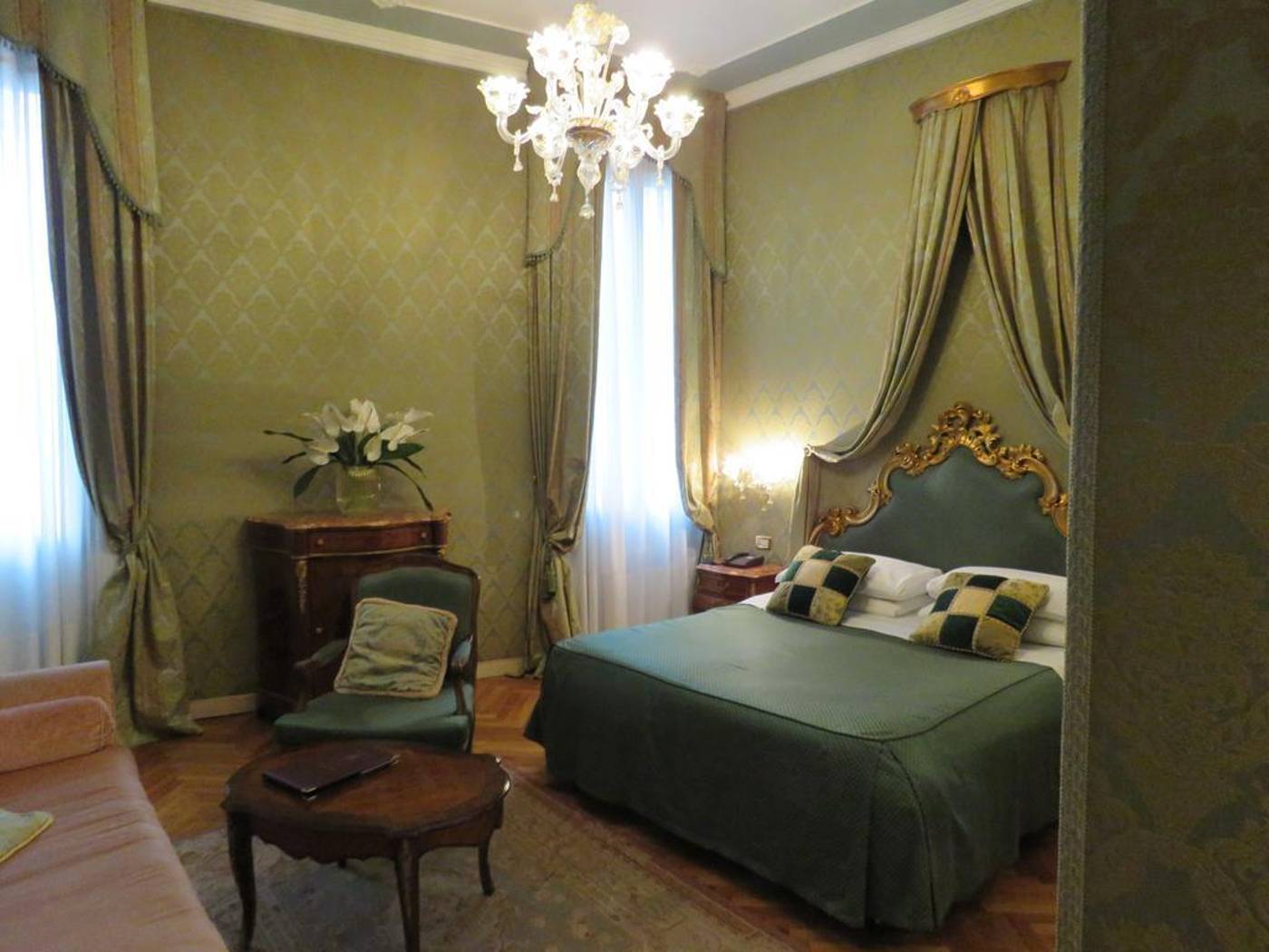 Antico-Doge---a-Member-of-Elizabeth-Hotel-General-view-40