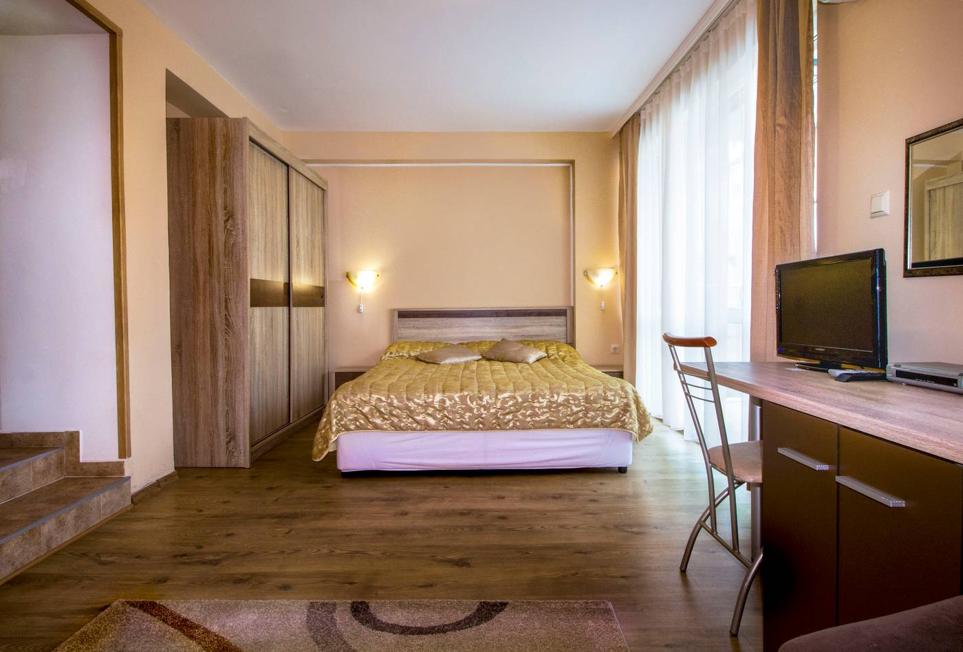 Family-Hotel-Venera-Room-24