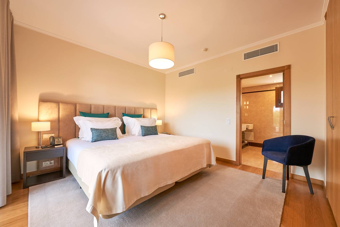 Cascade-Wellness---Lifestyle-Resort-Room-45