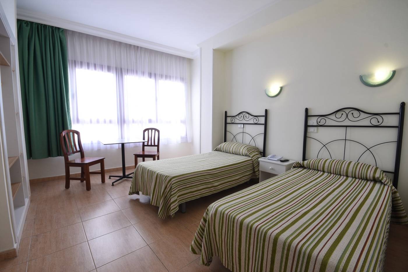 Tinoca-Apartments-Room-6