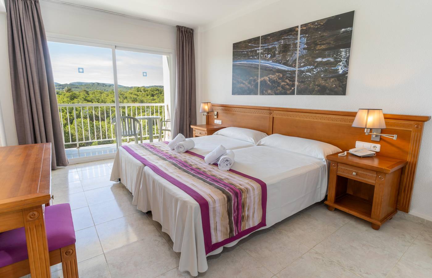 Moon Dreams Coral Beach