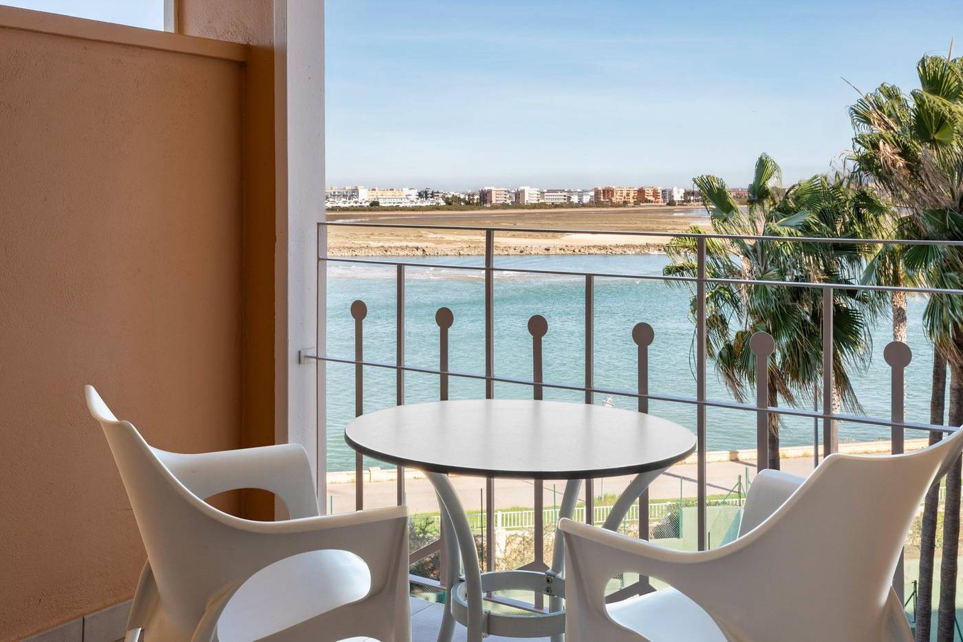 Melia-Atlantico-Isla-Canela-Room-109