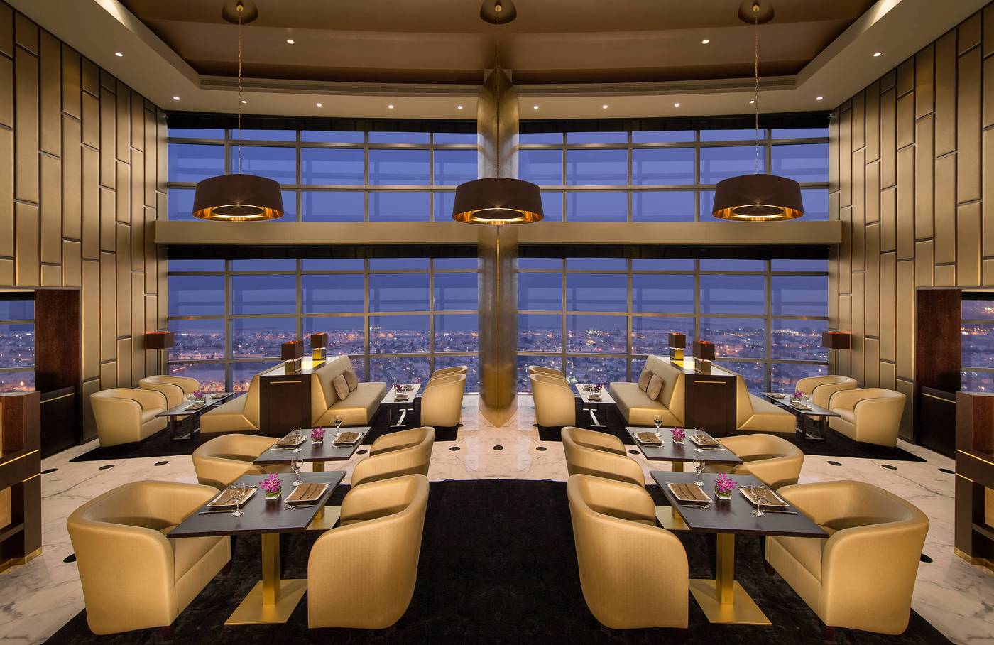 Jumeirah-Emirates-Towers-Restaurant-80