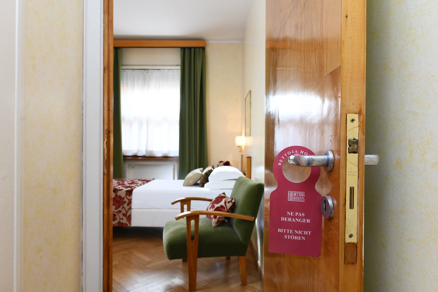 Bettoja-Hotel-Mediterraneo-Room-42