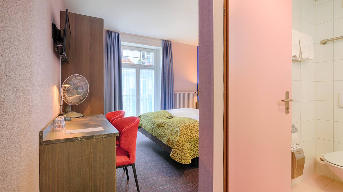 Hotel Drei Konige-Switzerland-LUCERNE-Room-5