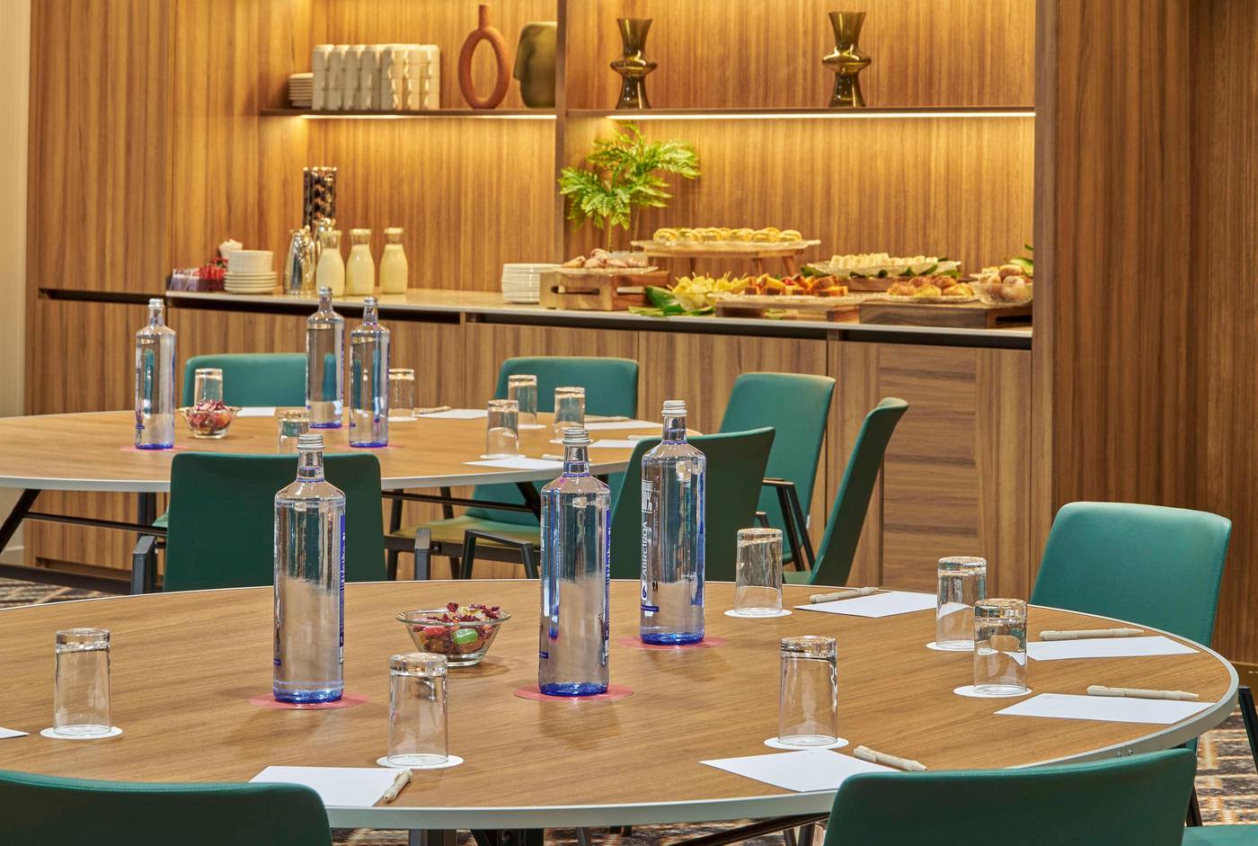 NH-Collection-Madrid-Eurobuilding-Conferences-74