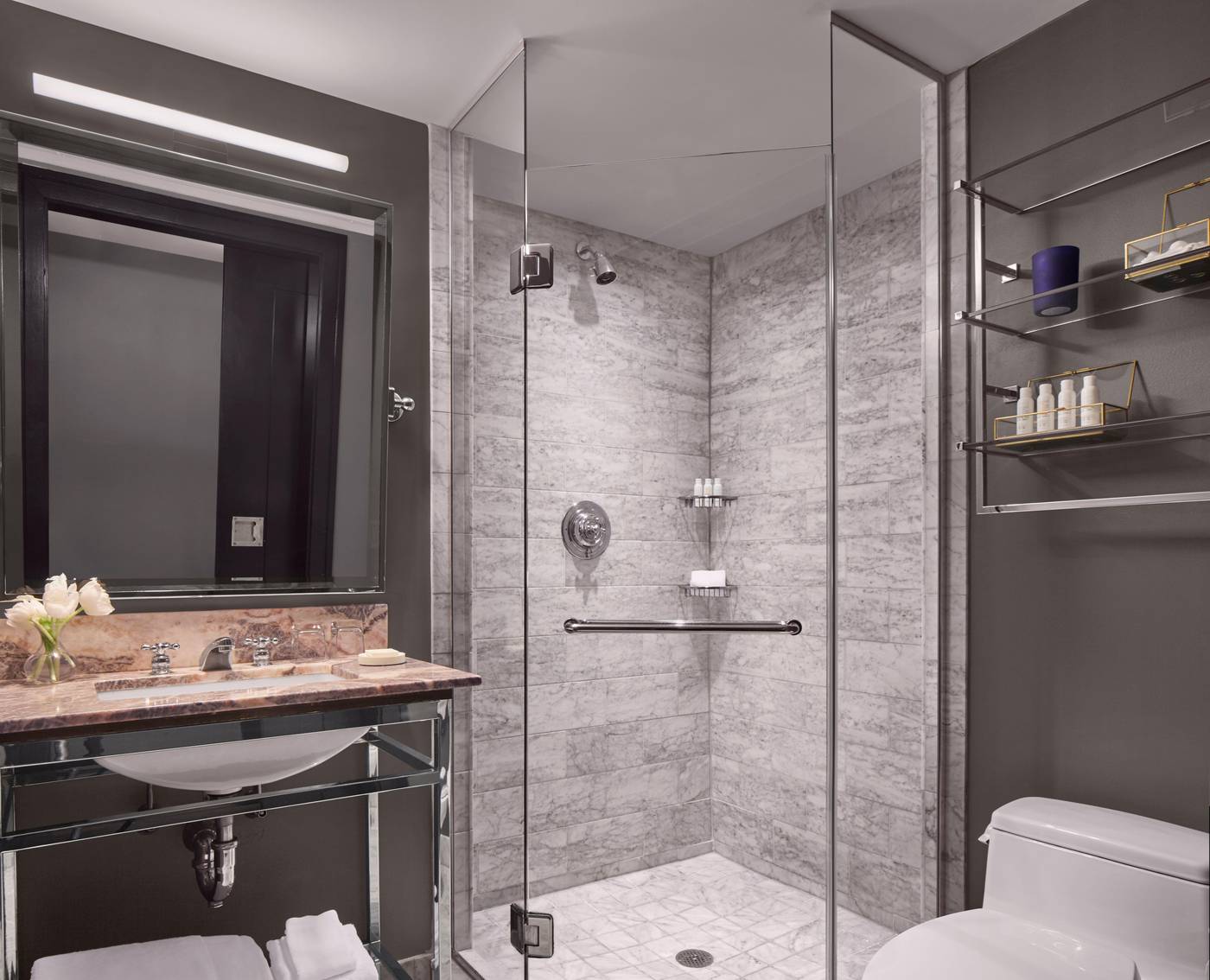 Nine-Zero--A-Kimpton-Hotel-Room-37