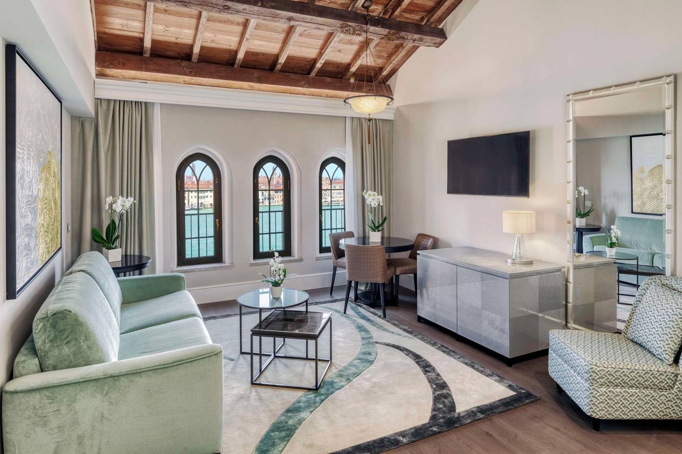 Hilton-Molino-Stucky-Venice-Room-48