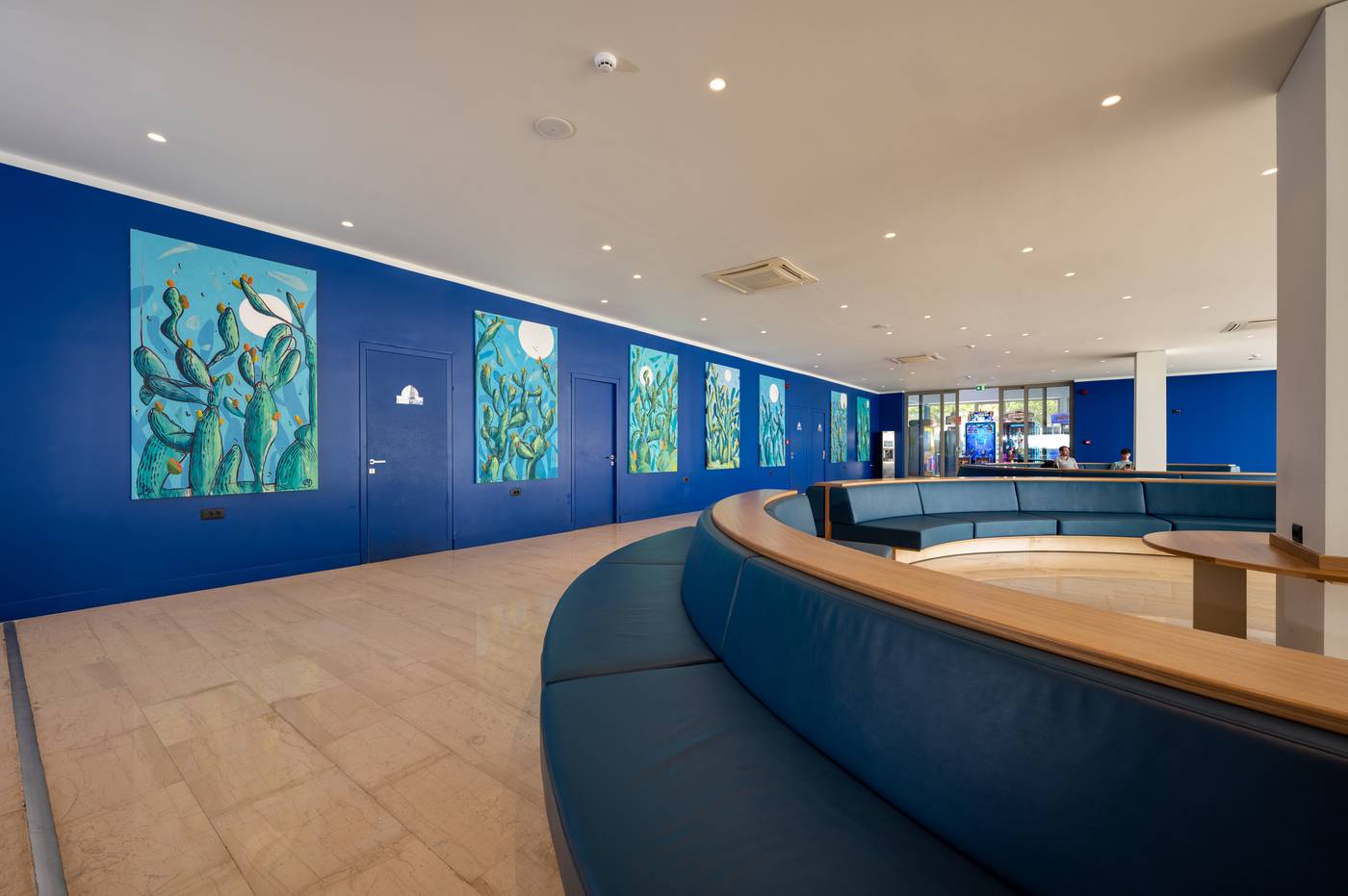 Royal---Imperial-Belvedere-Hotels-Lobby-67