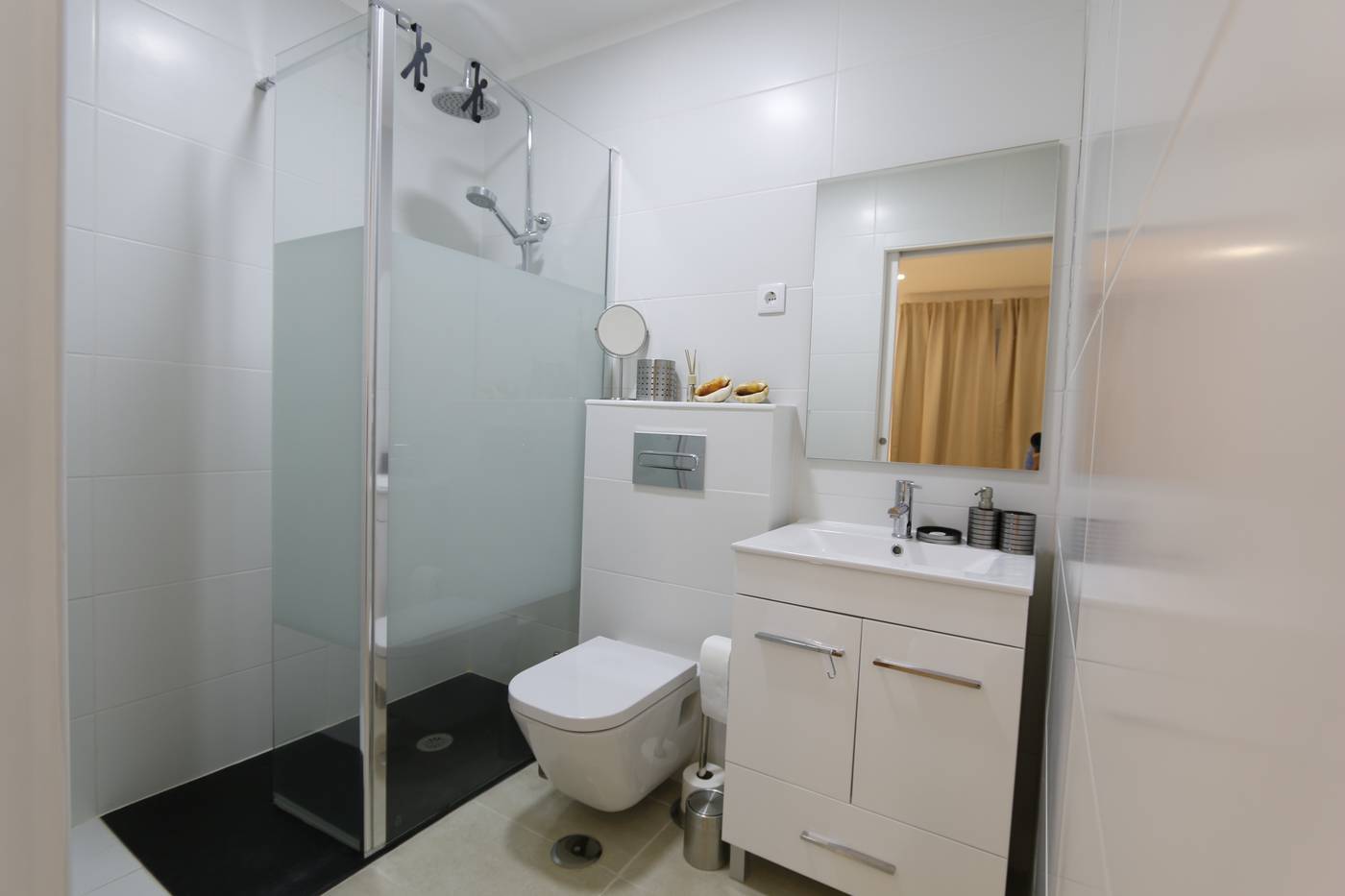 Apartments-Old-Village-Room-63