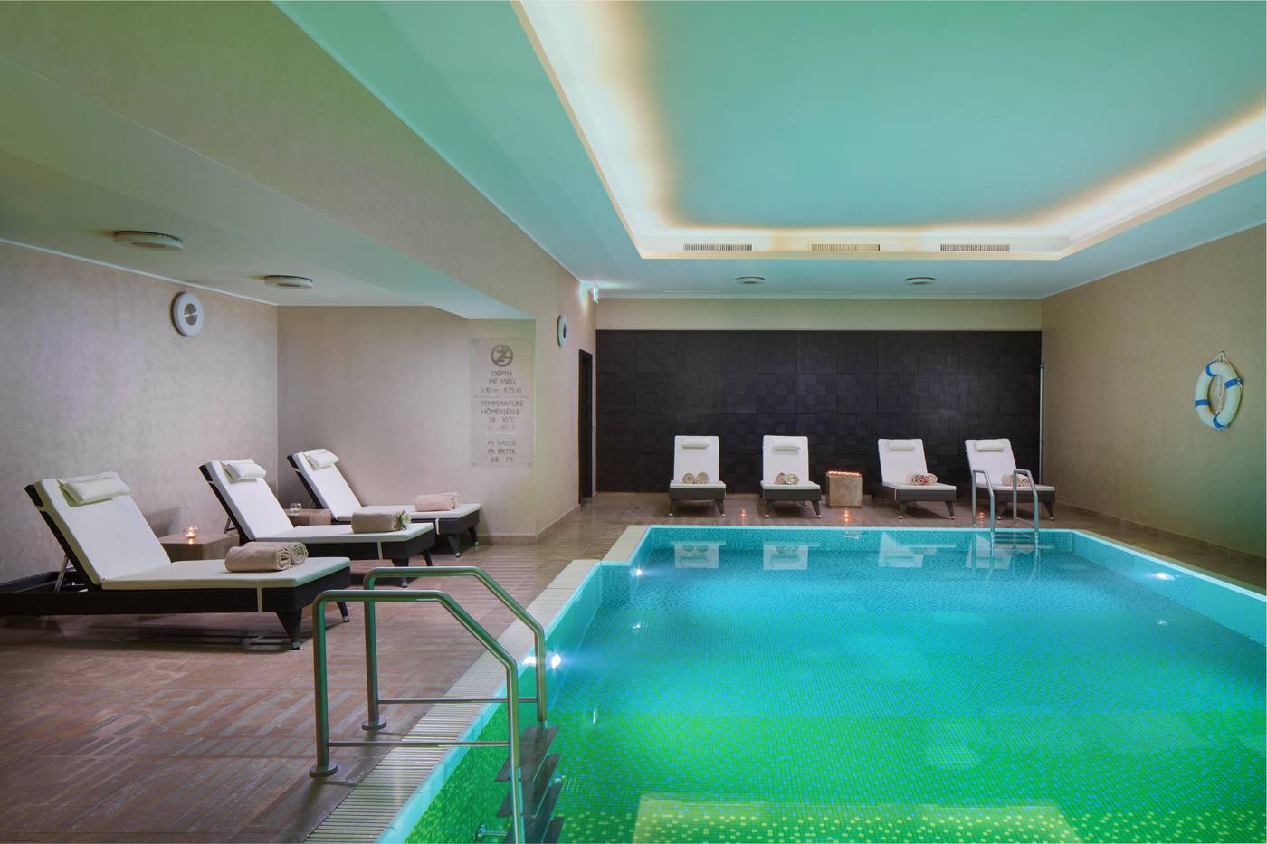 Intercontinental-Budapest-Pool-62